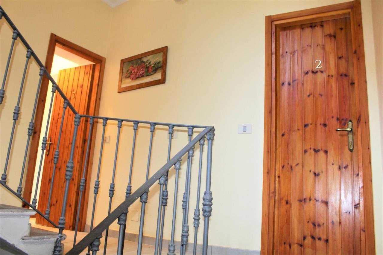 Trarego Haus Apartment ภายนอก รูปภาพ