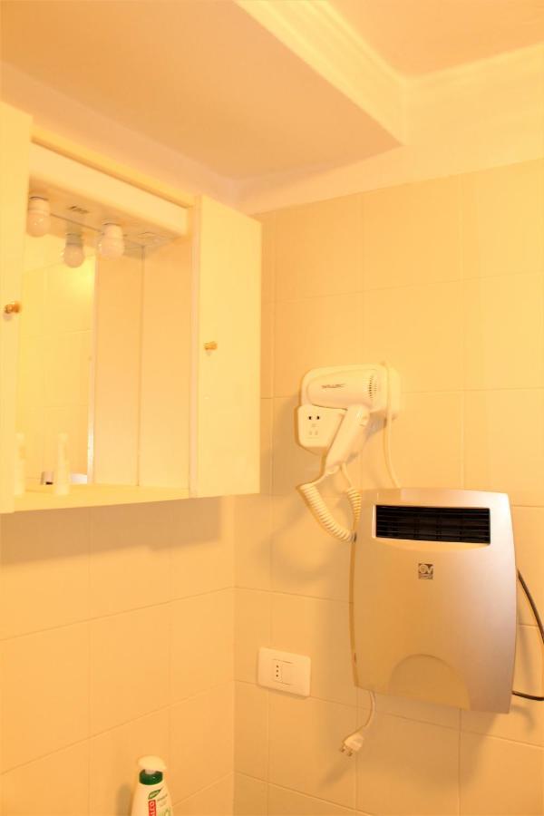 Trarego Haus Apartment ภายนอก รูปภาพ