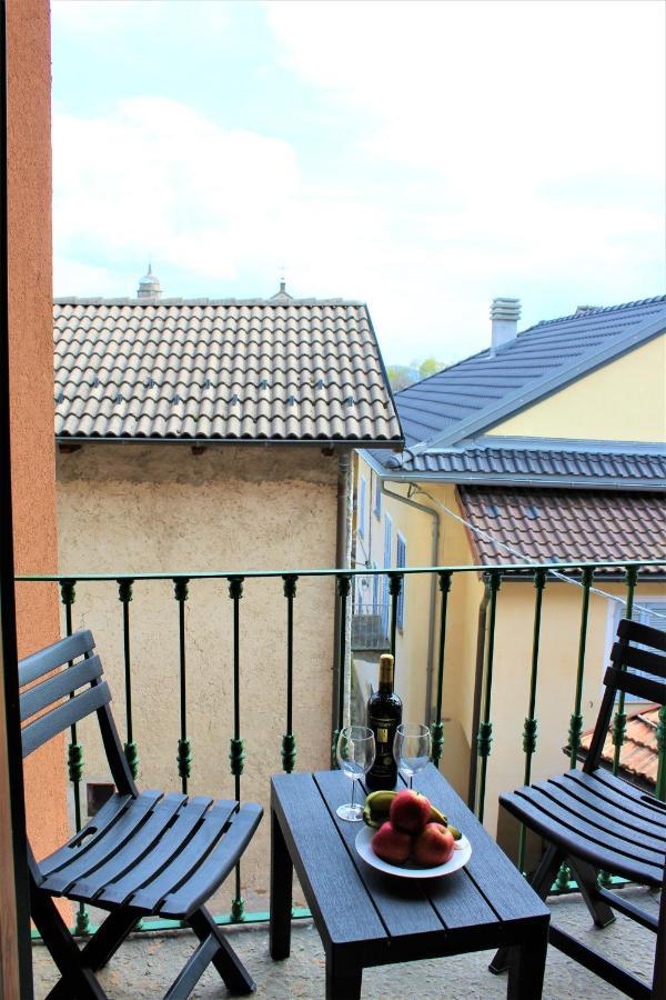 Trarego Haus Apartment ภายนอก รูปภาพ
