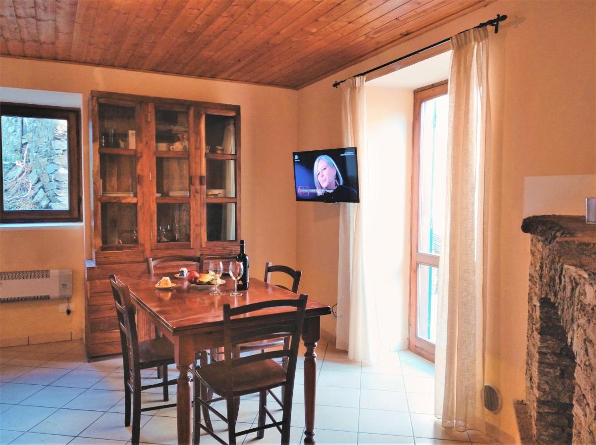 Trarego Haus Apartment ภายนอก รูปภาพ