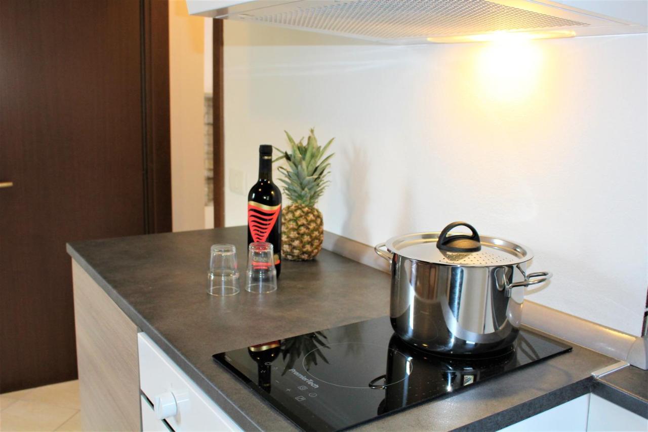 Trarego Haus Apartment ภายนอก รูปภาพ