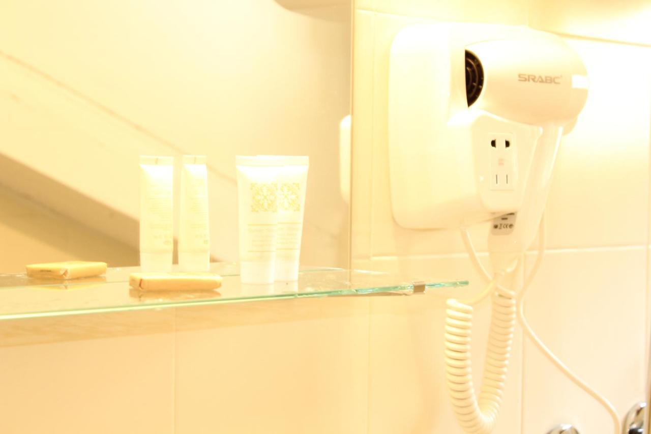 Trarego Haus Apartment ภายนอก รูปภาพ
