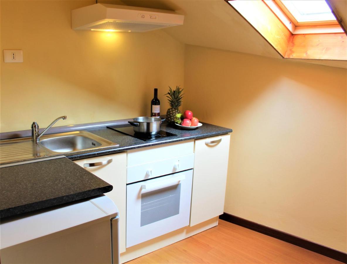 Trarego Haus Apartment ภายนอก รูปภาพ